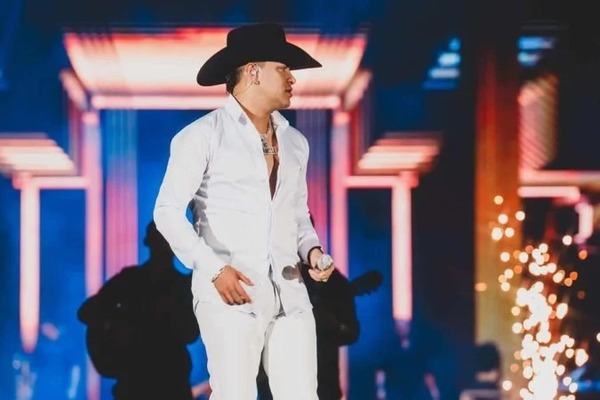 Cantor colombiano sonhou 3 vezes com acidente antes de morrer em avião