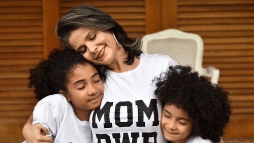 Samara Felippo acha contrato e revela 1º salário na Globo: 'Privilégio'