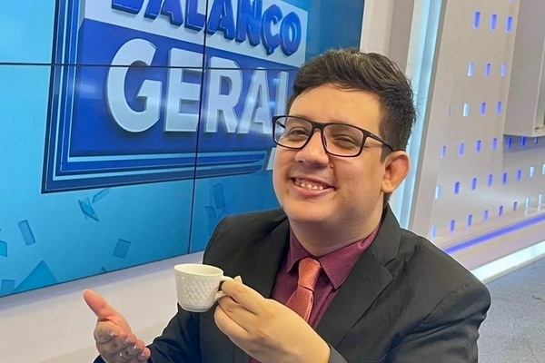 Morre jornalista e apresentador Erlan Bastos aos 32 anos