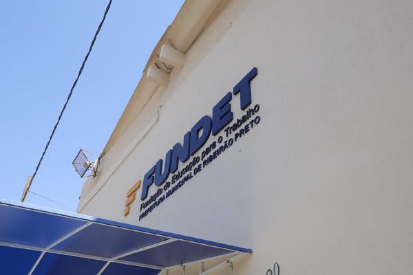 FUNDET lança “Capacita nos Bairros” e leva capacitação profissional para perto dos jovens