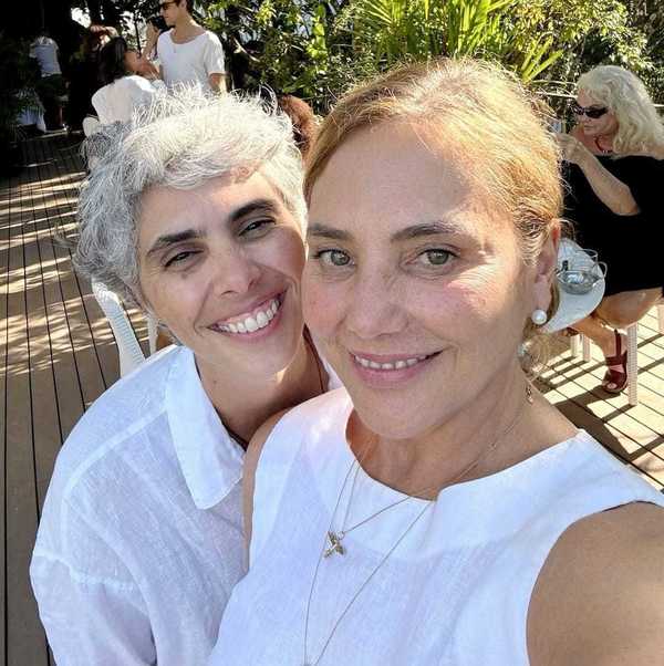 Em novo romance, Heloisa Périssé dispara: “segunda adolescência”