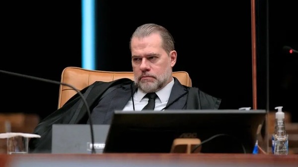 Caso Master: ministros procuram Toffoli por preocupação com imagem do STF