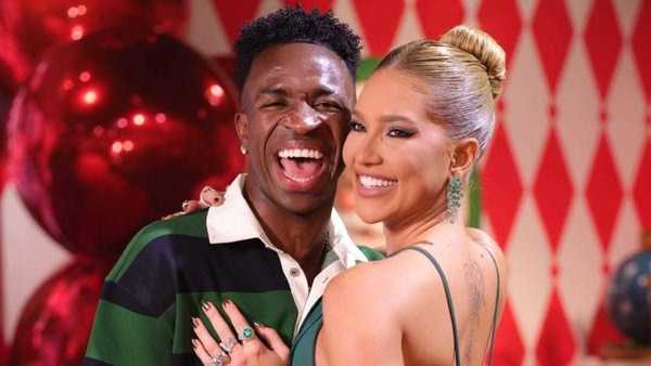 Virginia celebra 3 meses de namoro com Vini Jr.: 'Cada dia mais apaixonada'