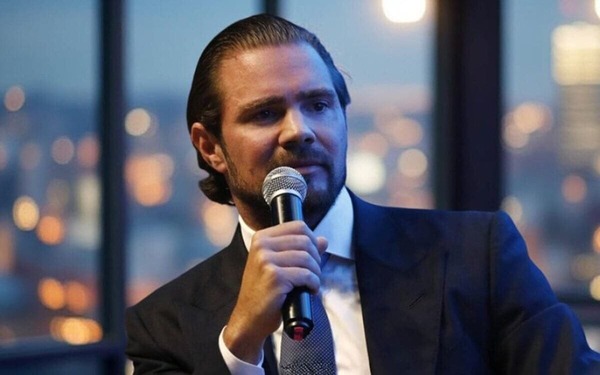 CPMI do INSS convoca Daniel Vorcaro para depor sobre fraudes