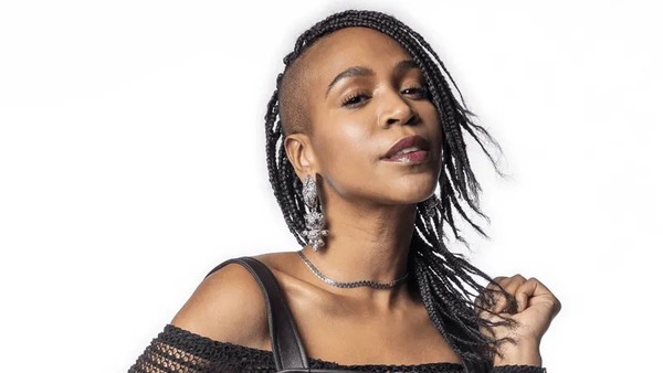 Karol Conká fala sobre cancelamento: "Superei e consigo lucrar com isso"