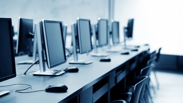 Inadimplência atinge um terço dos universitários brasileiros; entenda