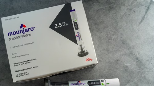 Reino Unido alerta para pancreatite associada a canetas emagrecedoras