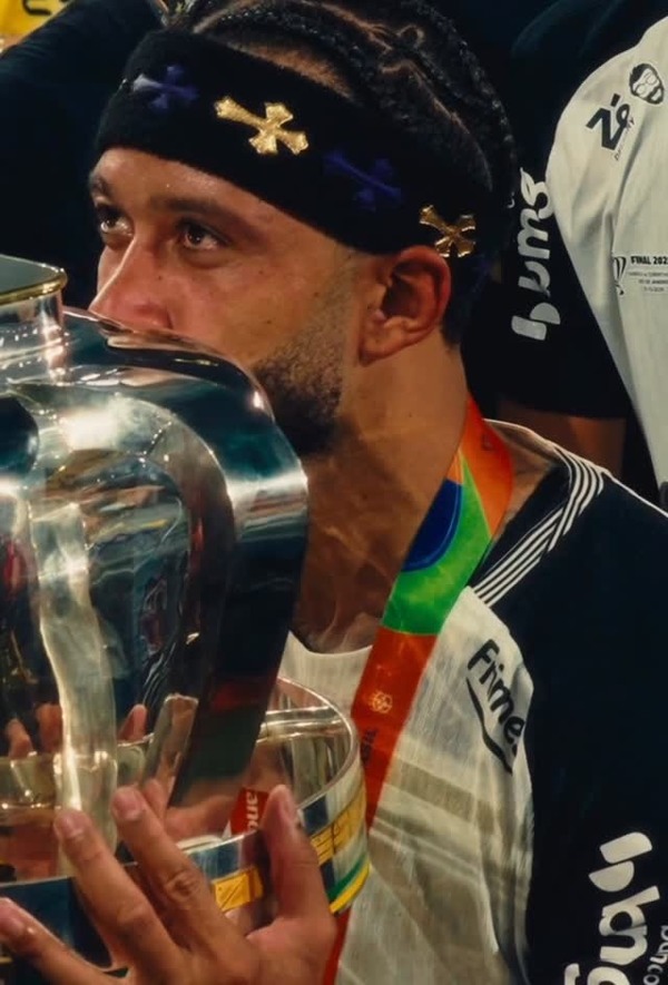 Quanto Memphis Depay vai ganhar com o título da Supercopa pelo Corinthians
