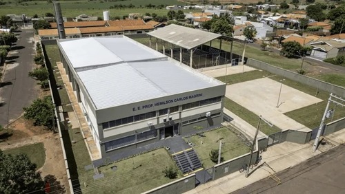 Mais de 3 milhões de estudantes voltam às aulas na rede estadual de SP