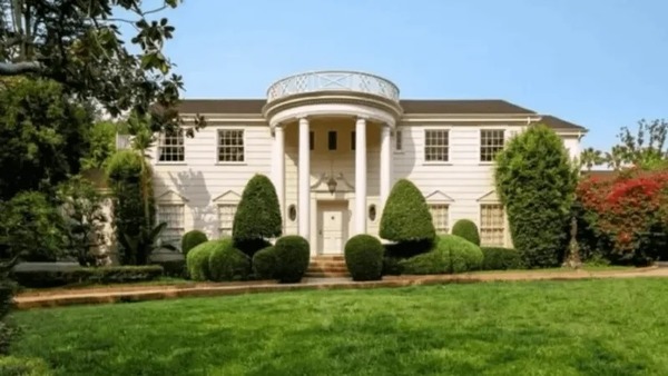 Por R$ 161 milhões, você compra a mansão de "Um Maluco no Pedaço"; fotos
