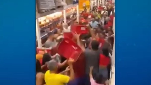 Miojo e melancia a 1 centavo: veja promoções que causaram briga no RN