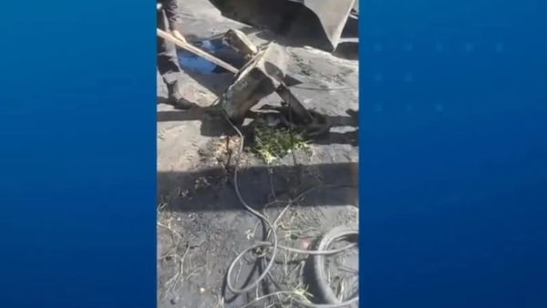 Criminosos instalam barricadas eletrificadas para bloquear acesso no RJ