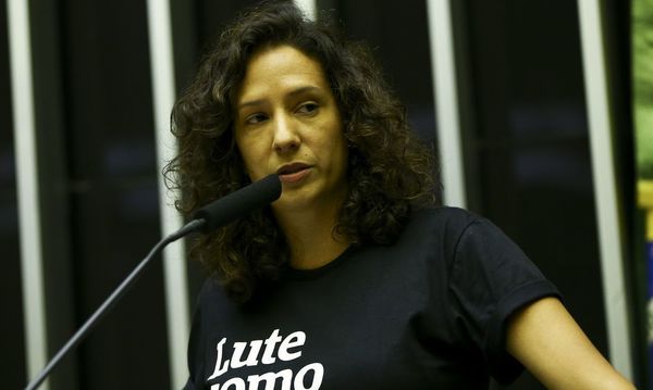 Justiça do Rio condena assassinos de Marielle Franco a indenizar viúva