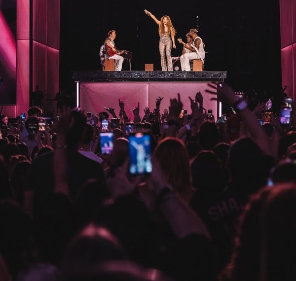 Shakira fala da emoção em cantar em Copacabana: 'Vamos curtir muito'