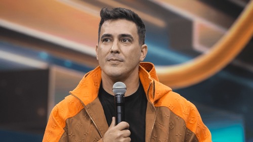 André Marques traiu no Carnaval e foi "pego" pelo Band Folia; relembre