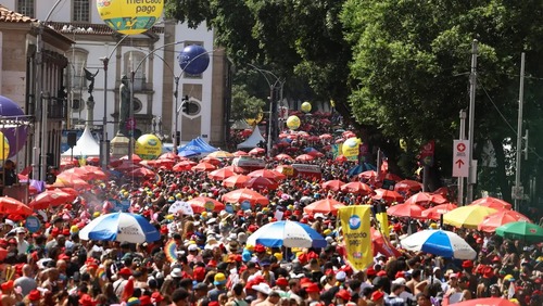 PM do Rio prende mais de 200 pessoas durante Carnaval