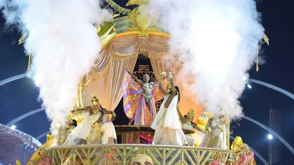 Mocidade Alegre é campeã do carnaval de São Paulo de 2026