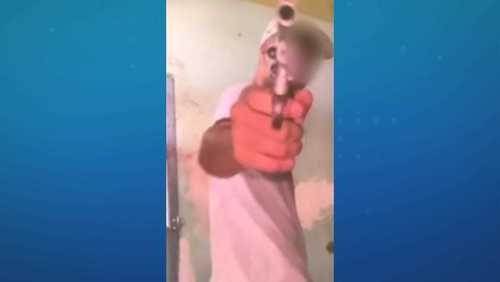 Veja momento que adolescente mata amigo durante "brincadeira" em SP