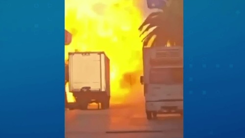 Vídeo: explosão de caminhão de gás deixa mortos e feridos no Chile