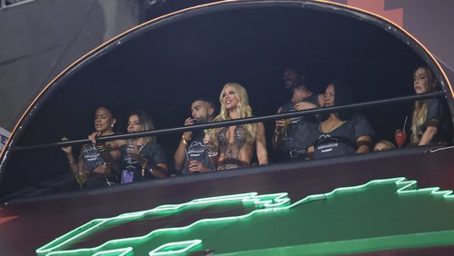 Virginia Fonseca deixa a Sapucaí antes do fim do Desfile das Campeãs