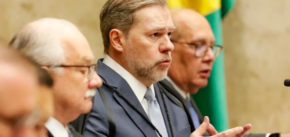 Fachin arquiva ação que pedia suspeição de Toffoli no caso Master