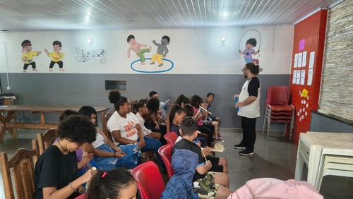 Prefeitura oferece 144 vagas em cursos gratuitos de flauta e violão para crianças e adolescentes