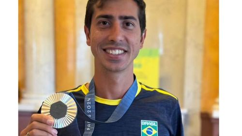 Caio Bonfim ganha prata em etapa mundial da marcha atlética na China