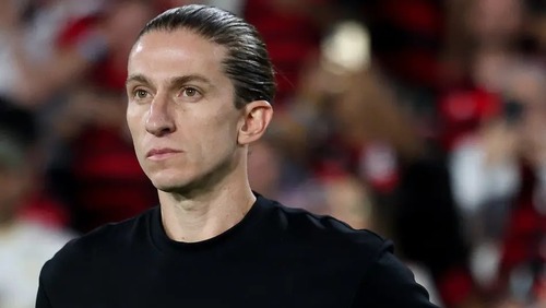 Após vitória de goleada e protestos, Fla anuncia demissão de Filipe Luís