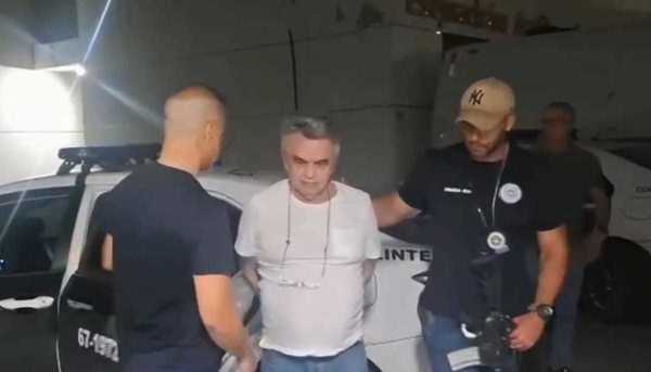 Ator José Dumont é preso no Rio após condenação por estupro de vulnerável