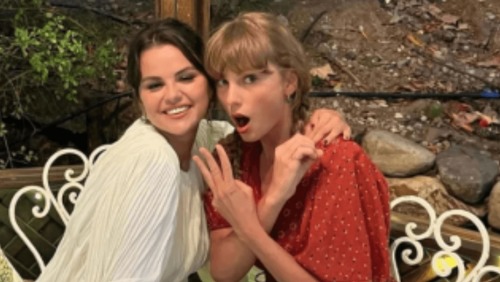 Selena Gomez diz que "Dorothea", de Taylor Swift, é sobre amizade das duas