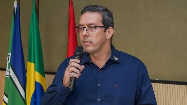 Prefeito de Macapá renuncia ao cargo após ser alvo de operação da PF