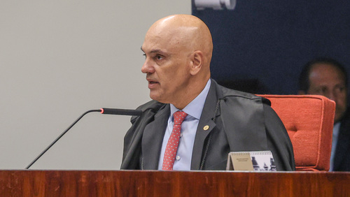 Oposição deve protocolar pedido de impeachment contra Moraes