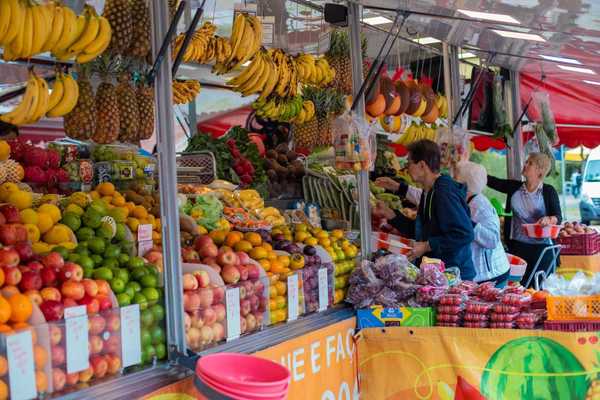 Petróleo caro pode impactar preços de carnes, arroz e hortifrutis no Brasil