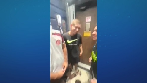 Estupro coletivo: acusados debocham de vítima em elevador após crime no RJ