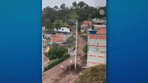 SP: Bombeiros buscam por homem desaparecido após acidente com caixa d’água