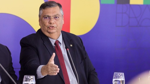 Moraes autoriza buscas da PF contra acusado de perseguir Flávio Dino