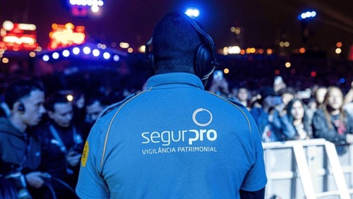 Vagas no Lollapalooza Brasil: empresa busca 2.100 vigilantes para evento