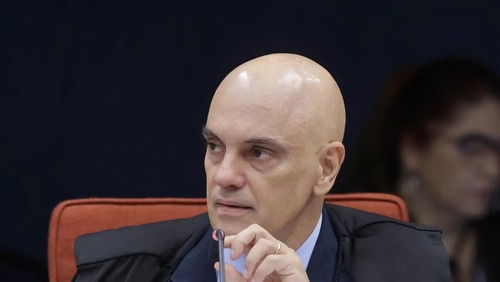 Moraes nega visita de assessor de Trump a Bolsonaro na Papudinha