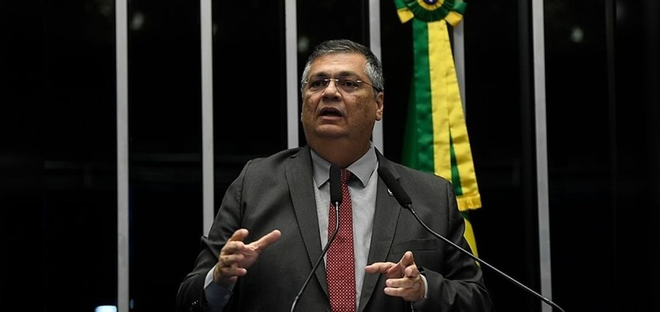 Jornalista que denunciou família de Dino se defende: "Não foi perseguição"