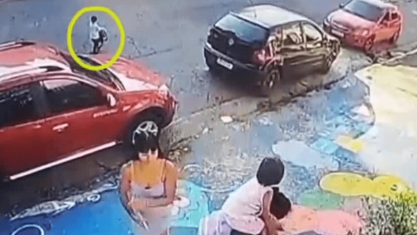 SP: menino de dois anos foge de creche após confusão na hora da saída