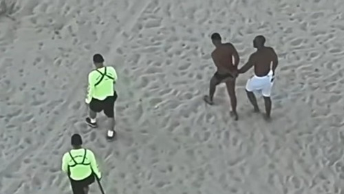 Polícia prende traficante foragido curtindo sol na praia de Copacabana