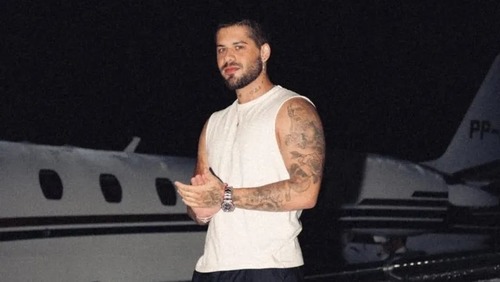 Zé Felipe inicia reposição de testosterona e faz alerta: "Não toma sozinho"