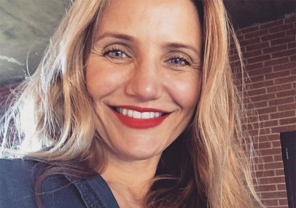 Jornal diz que Cameron Diaz se aposentou para ficar com o marido
