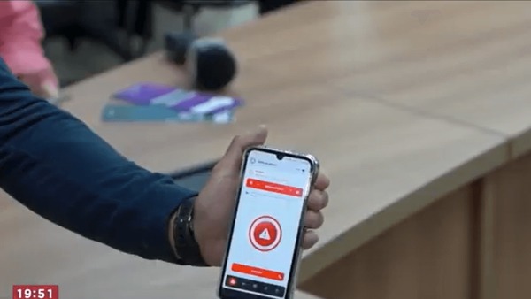 Paraná lança botão do pânico camuflado no celular para proteger mulheres