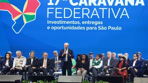 Lula questiona BC sobre corte da Selic: "esperava pelo menos 0,5%"