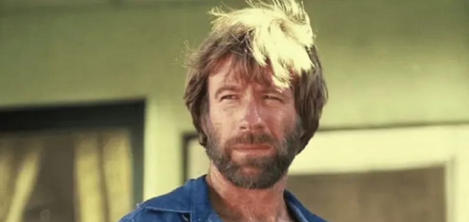 Veja última mensagem de Chuck Norris aos fãs: "Não envelheço, evoluo"