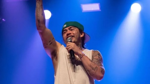 Whindersson Nunes expõe insistência de fãs sobre divórcio com Luísa Sonza