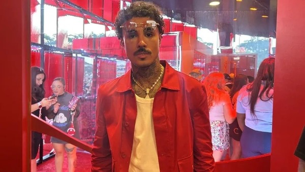 MC Livinho desabafa sobre pausa na carreira: “Preciso me entender"