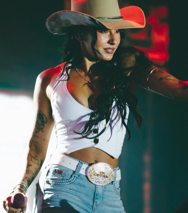 "Quero botar uma tetinha", diz Ana Castela ao confessar desejo por plástica