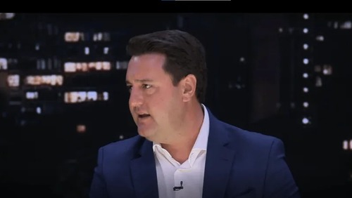 Ratinho Júnior anuncia que desistiu de candidatura à Presidência